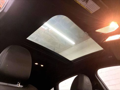 Used 2023 BMW i4 eDrive35 w/ Premium Package image 23