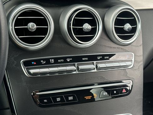 Certified 2021 Mercedes-Benz GLC 300 4MATIC image 20