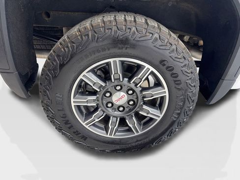 Used 2025 GMC Sierra 1500 AT4 AWD/4WD image 85