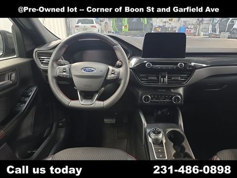 Used 2025 Ford Escape ST-Line Select image 30