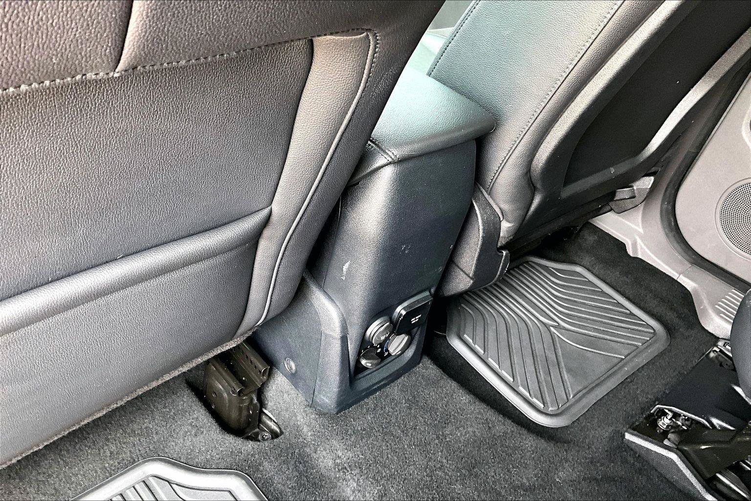 Used 2019 Ford Transit Connect XL FWD image 35