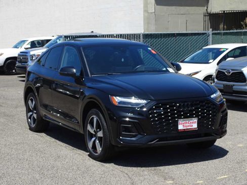 Used 2023 Audi Q5 2.0T Prestige w/ Prestige Package AWD/4WD image 2
