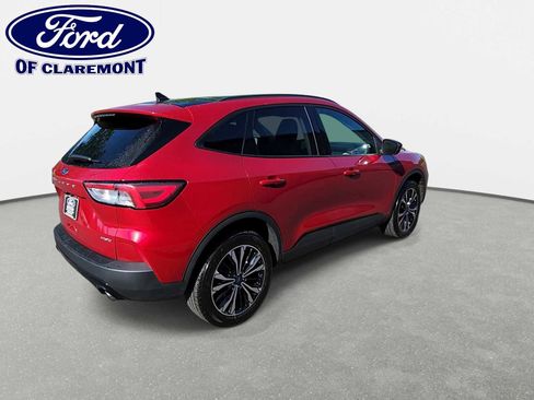Used 2022 Ford Escape SE w/ SE Sport Appearance Package AWD/4WD image 8