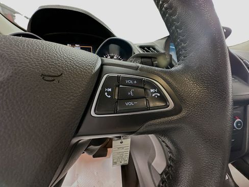 Used 2018 Ford Escape SEL w/ Ford Safe & Smart Package AWD/4WD image 36