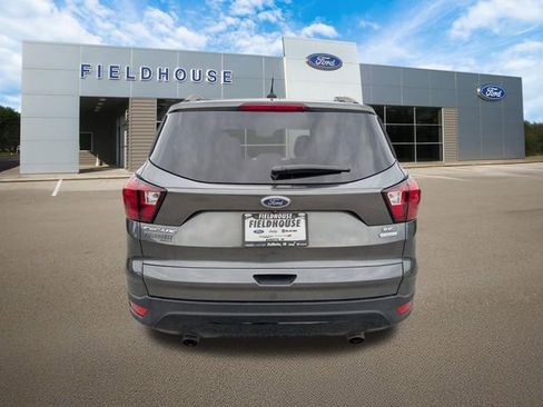 Used 2019 Ford Escape SE FWD image 16