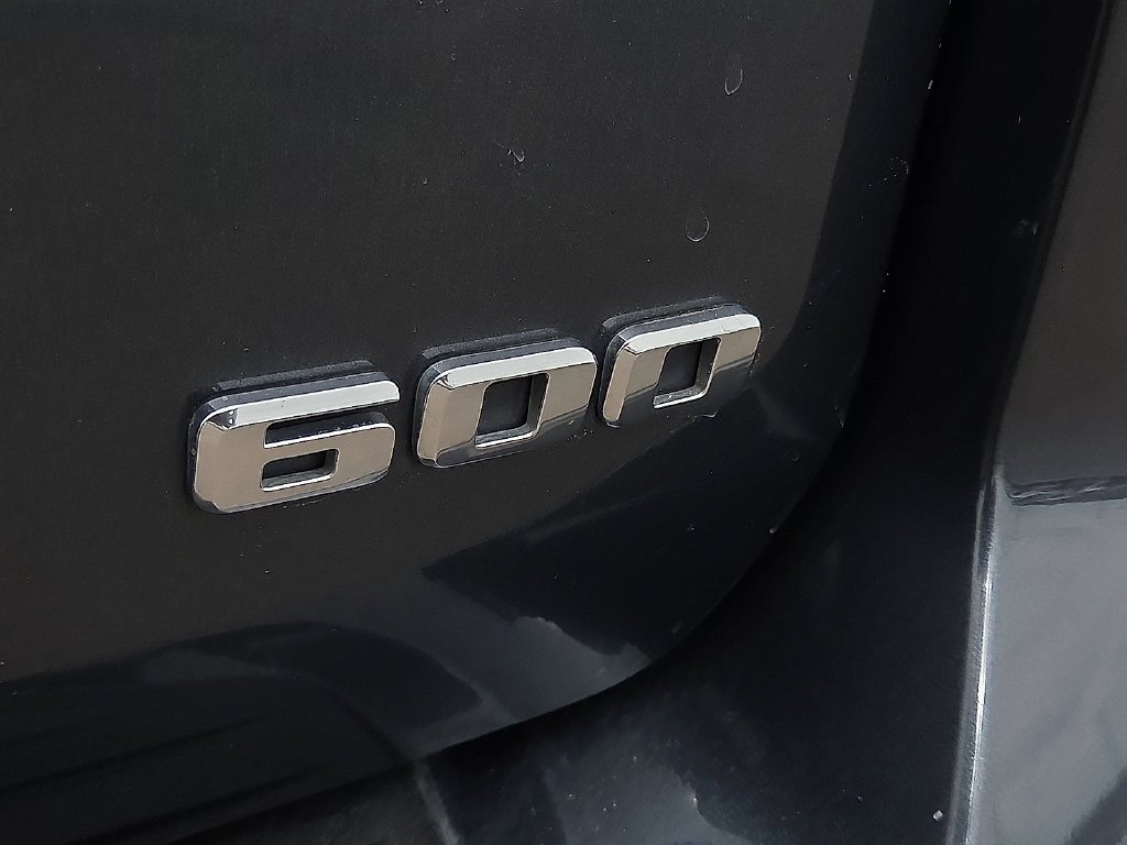 Used 2021 Cadillac Escalade Premium Luxury w/ LPO, Floor Liner Package AWD/4WD image 8