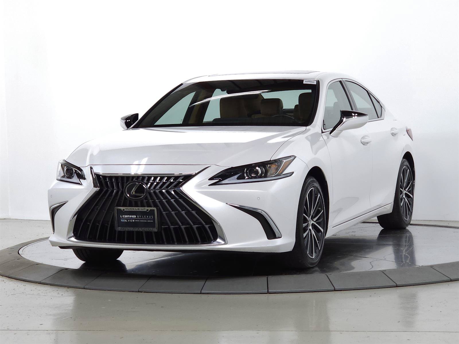 Certified 2024 Lexus ES 350 w/ Premium Package FWD image 3