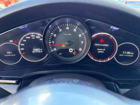 Used 2019 Porsche Cayenne Base image 13