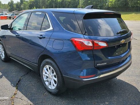 Used 2019 Chevrolet Equinox LT w/ Driver Convenience Package FWD image 9