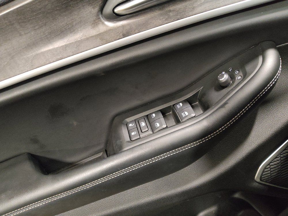 Used 2021 Jeep Grand Cherokee L Limited RWD image 27