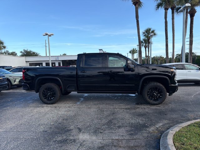 New 2026 Chevrolet Silverado 2500 High Country w/ Midnight Edition AWD/4WD image 15