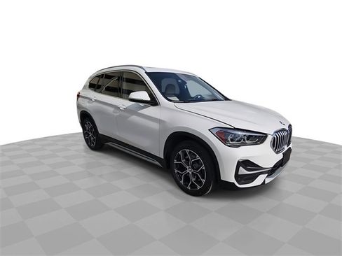 Used 2021 BMW X1 sDrive28i w/ Convenience Package image 2