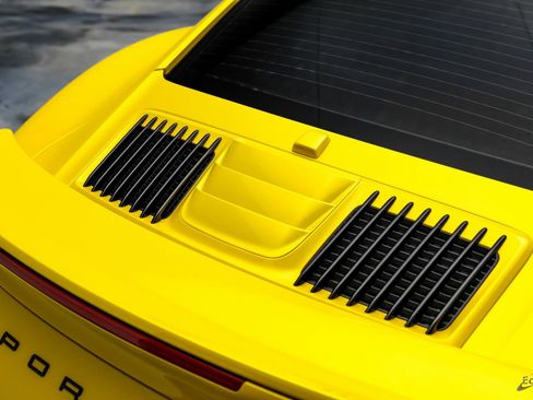 Used 2018 Porsche 911 Turbo S image 37