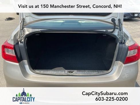 Used 2016 Subaru Legacy 2.5i Premium AWD/4WD image 9