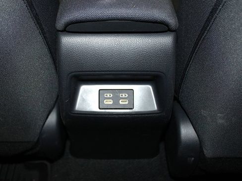 Used 2024 Toyota Corolla LE FWD image 29