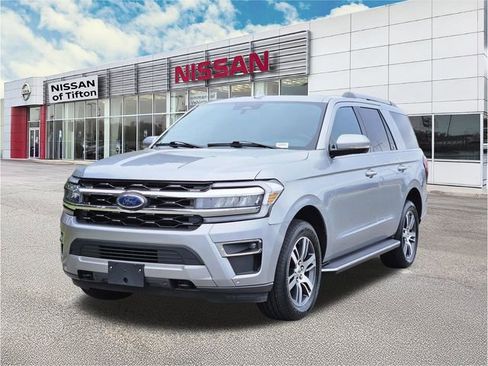 Used 2023 Ford Expedition Limited image 8