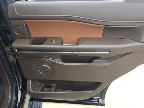 Used 2022 Ford Expedition King Ranch image 27