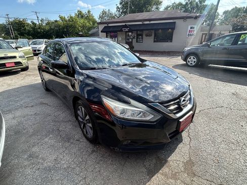 Used 2017 Nissan Altima 2.5 SV FWD image 15