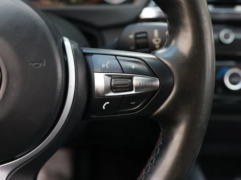 Used 2015 BMW M3 RWD image 28