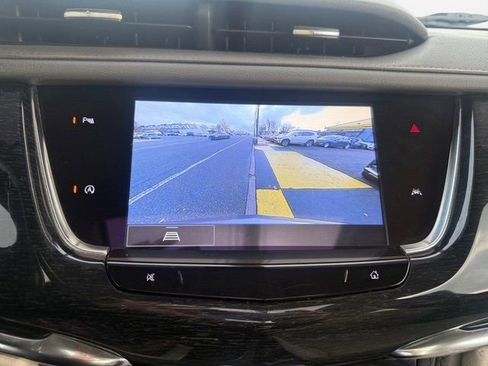 Used 2022 Cadillac XT6 Premium Luxury w/ LPO, Floor Liner Package image 23