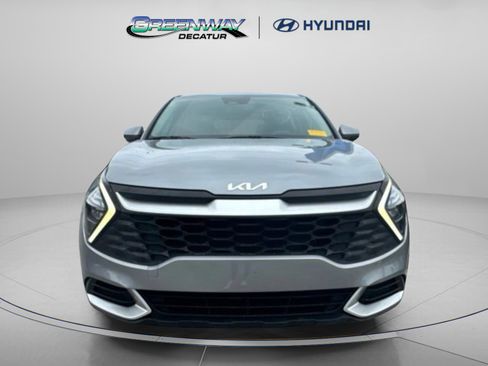 Used 2023 Kia Sportage LX AWD/4WD image 2