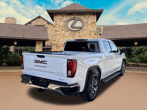 Used 2026 GMC Sierra 1500 SLE image 2
