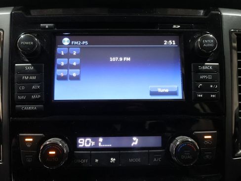 Used 2018 Nissan Titan Platinum Reserve w/ Platinum Utility Package image 31