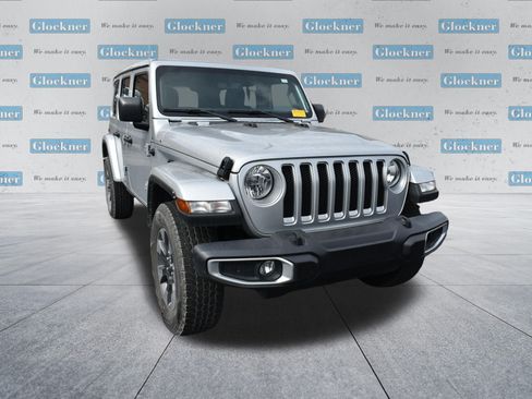 Used 2023 Jeep Wrangler Unlimited Sahara AWD/4WD image 10