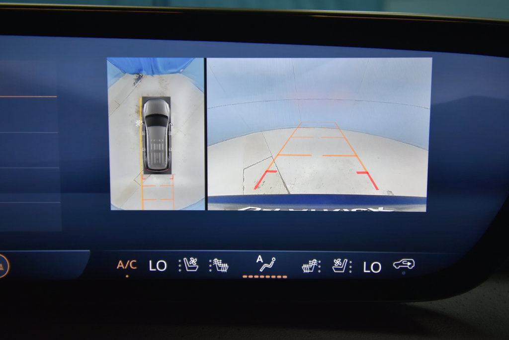 Used 2025 Buick Enclave Avenir w/ Super Cruise Package AWD/4WD image 18
