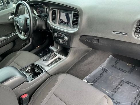 Used 2022 Dodge Charger SXT w/ Blacktop Package RWD image 20