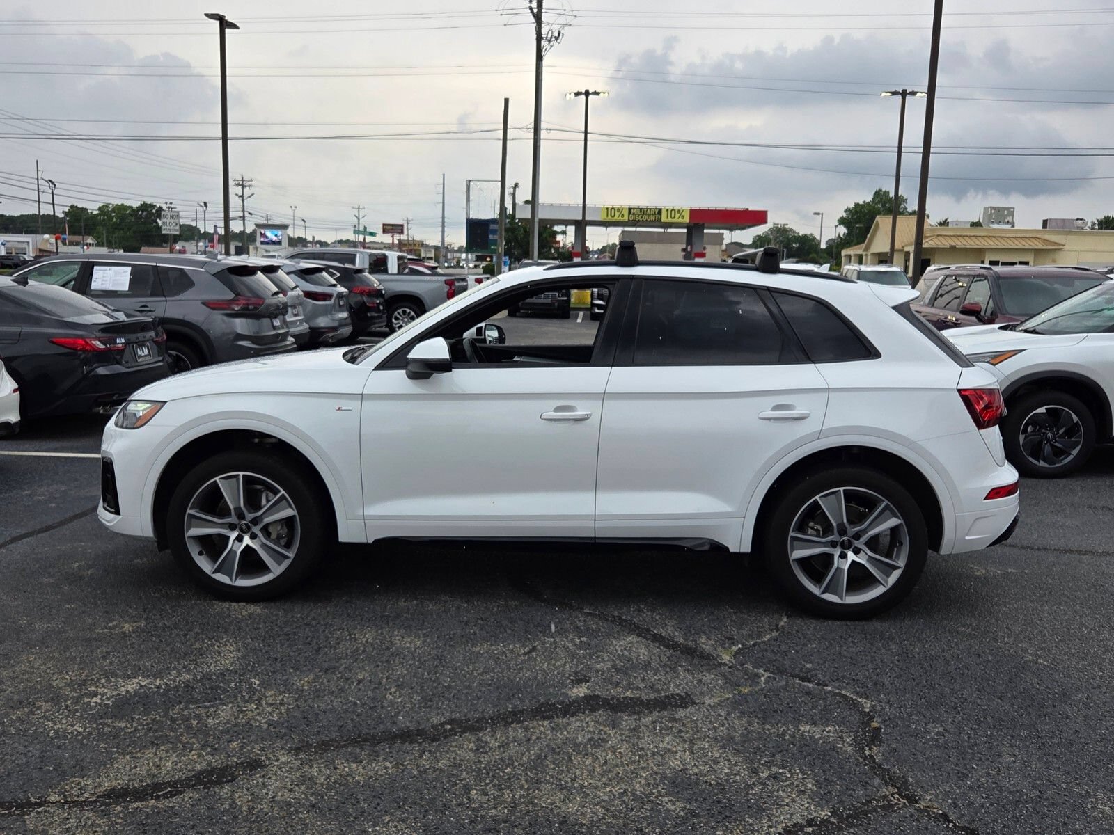 Used 2025 Audi Q5 2.0T Premium AWD/4WD image 4