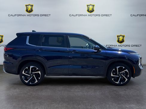 Used 2024 Mitsubishi Outlander SE FWD image 6