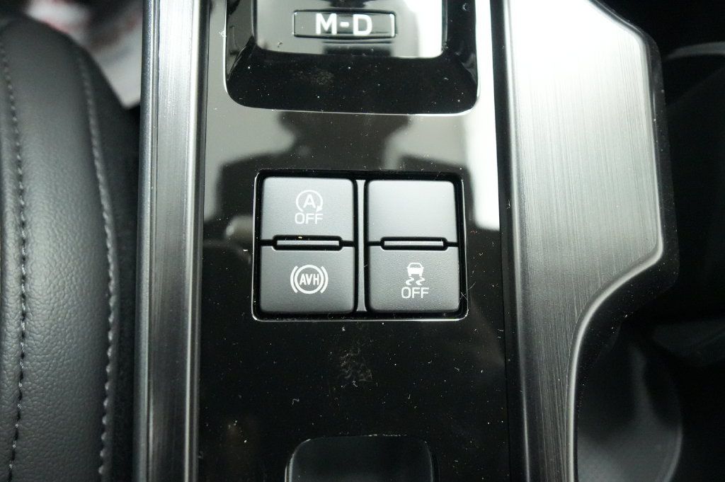 Used 2026 Subaru Outback Premium AWD/4WD image 29