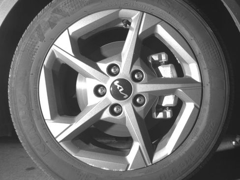 Used 2025 Kia K4 LXS image 13