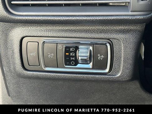 New 2026 Lincoln Corsair Premiere image 34