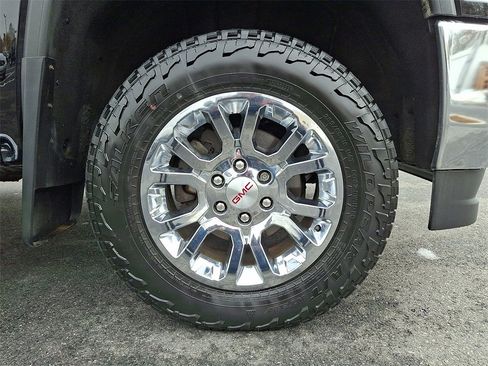 Used 2017 GMC Sierra 1500 SLE w/ SLE Value Package image 8