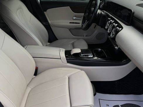Used 2019 Mercedes-Benz A 220 4MATIC image 43