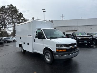 New 2025 Chevrolet Express 3500 w/ Power Convenience Package