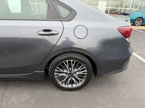 Used 2023 Kia Forte GT-Line w/ GT-Line Premium Package image 10