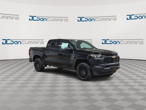 New 2026 Chevrolet Colorado W/T w/ WT Custom Package AWD/4WD image 2