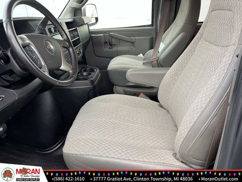 Used 2017 Chevrolet Express 2500 LS image 16