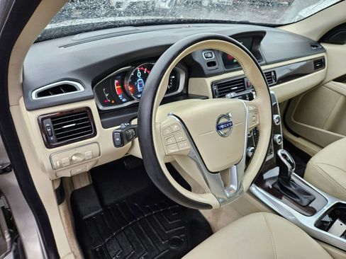 Used 2016 Volvo XC70 T5 Platinum w/ Protection Package image 19