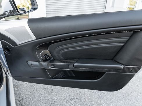 Used 2010 Aston Martin DBS Volante image 52