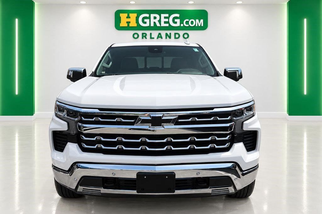 Used 2023 Chevrolet Silverado 1500 LTZ AWD/4WD image 7