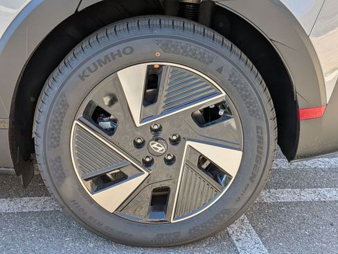 New 2026 Hyundai Ioniq 5 SEL image 10