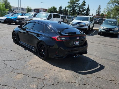 Used 2024 Honda Civic Type R image 7