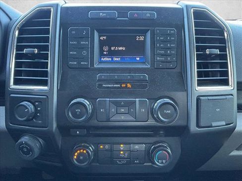 Used 2016 Ford F150 XLT w/ Trailer Tow Package image 13