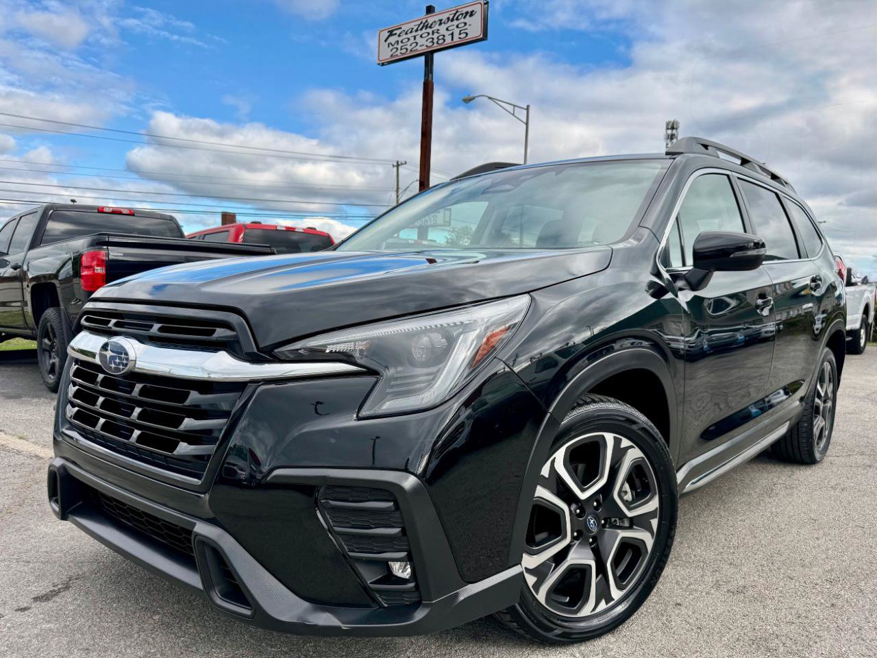 Used 2023 Subaru Ascent Limited AWD/4WD image 4