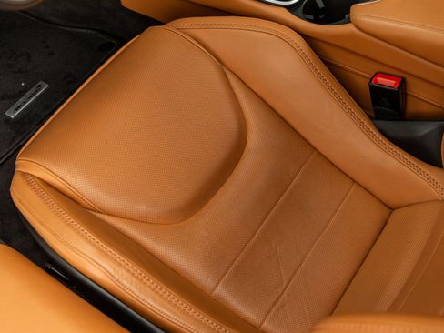 Used 2023 McLaren GT RWD image 20