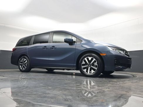 Used 2025 Honda Odyssey EX-L image 40